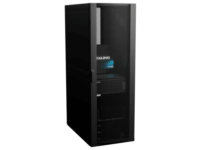 Hyper Server Front-side Left
